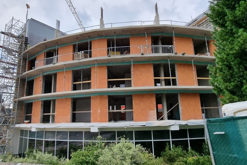 Dostavba apartmánov hotela ATRIUM Nový Smokovec Dostavba apartmánov hotela ATRIUM Nový Smokovec